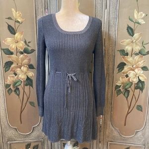DAISY FUENTES gray sparkle knit dress
